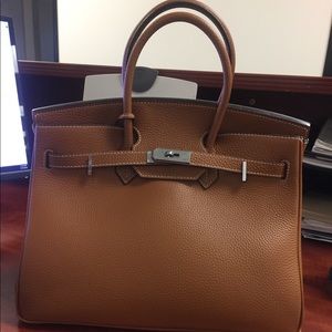 Ainifeel Leather 35 CM Silver Hardware  Pristine!